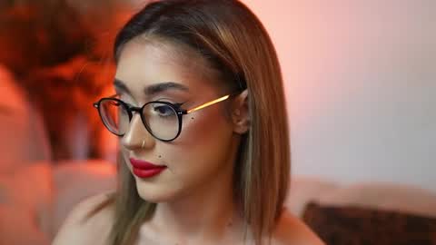 Snapshot of aileenaxa chatting on 19, 5, 2026 Aileen online show from 19, 5, 2026