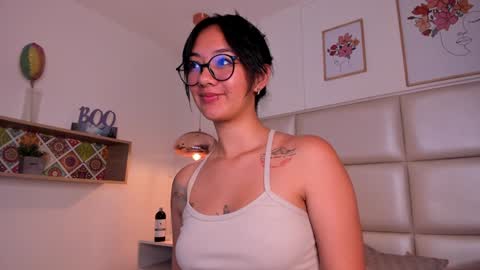 Snapshot of aily_yozuko chatting on 28, 1, 2025 Aily Yozuko online show from 28, 1, 2025