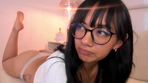 Snapshot of aily_yozuko chatting on 26, 2, 2025 Aily Yozuko online show from 26, 2, 2025