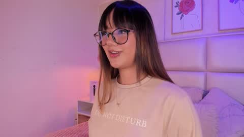 Aily Yozuko online show from 11, 2, 2026