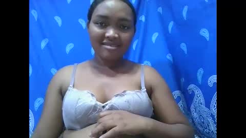 Snapshot of aimealdy chatting on 12, 10, 2025 aimealdy online show from 12, 10, 2025