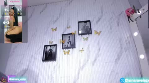 Snapshot of ainaravelez chatting on 18, 9, 2025 AinaraVelez online show from 18, 9, 2025