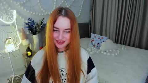 Snapshot of airysilhouette chatting on 19, 12, 2025 Louise online show from 19, 12, 2025