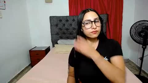 aisha_stacey0410 online show from 22, 7, 2026