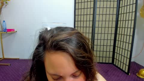 Aisha online show from 5, 4, 2026