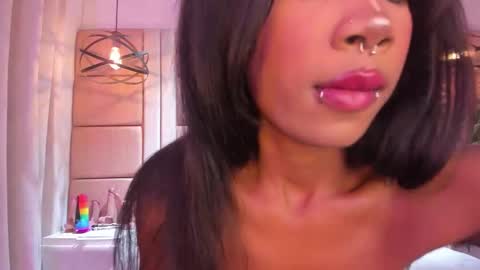 AishaValcazar online show from 18, 3, 2026