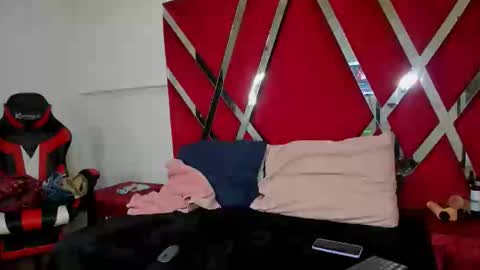 aishaxht online show from 9, 4, 2026