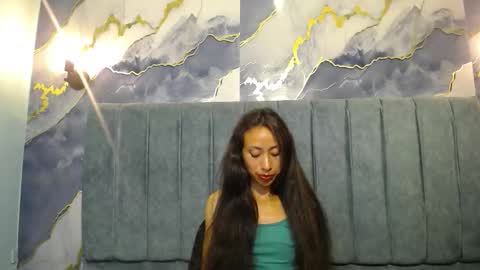 Snapshot of aitana22 chatting on 17, 11, 2025 Aitana online show from 17, 11, 2025