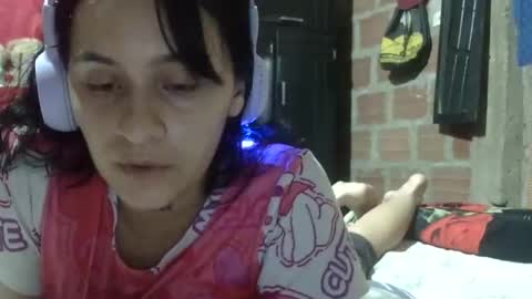 Snapshot of aitana23_ chatting on 9, 11, 2025 aiti online show from 9, 11, 2025