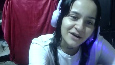 Snapshot of aitana23_ chatting on 2, 12, 2025 aiti online show from 2, 12, 2025
