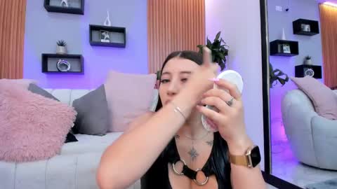 Snapshot of aixa_charless chatting on 3, 10, 2025 Aixa online show from 3, 10, 2025