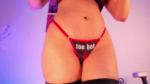   online show from 15, 12, 2025