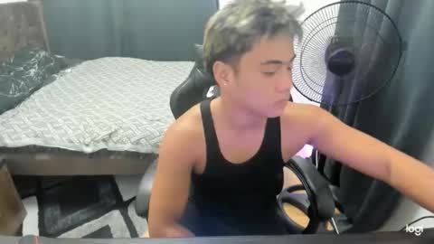 aizawa194624 online show from 12, 4, 2026