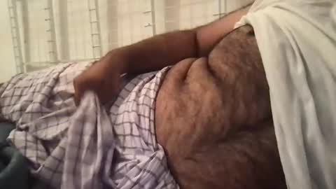 Snapshot of ajeeb_najeeb chatting on 18, 12, 2025 BigHairyGuy online show from 18, 12, 2025