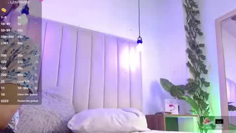 Snapshot of aji_golds chatting on 7, 7, 2026 aji_golds online show from 7, 7, 2026