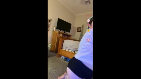 ajsquirts online show from 31, 10, 2025