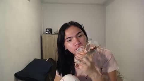 akamamiki25 online show from 2, 4, 2026