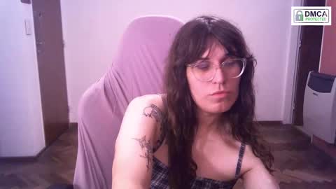 Snapshot of akamedolle chatting on 10, 3, 2026 Veronica Akame 3 online show from 10, 3, 2026