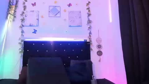 Snapshot of akarirosetti chatting on 18, 9, 2025 akarirosetti online show from 18, 9, 2025