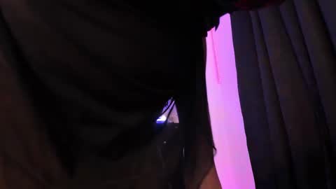 Snapshot of akarirosetti chatting on 21, 10, 2025 akarirosetti online show from 21, 10, 2025