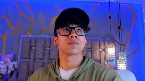 akazaboy online show from 2, 12, 2025