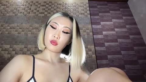 Akemi online show from 4, 2, 2026