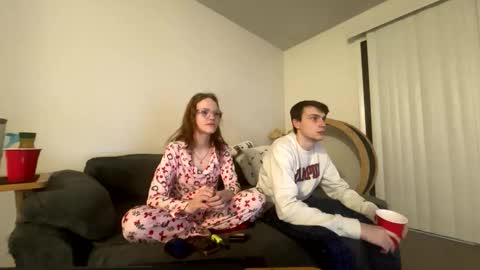 Snapshot of akexclusive chatting on 4, 12, 2025 akexclusive online show from 4, 12, 2025