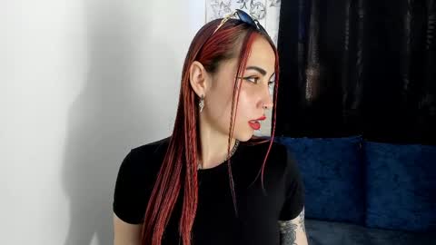 Snapshot of akila_clive chatting on 24, 4, 2026 carolina online show from 24, 4, 2026