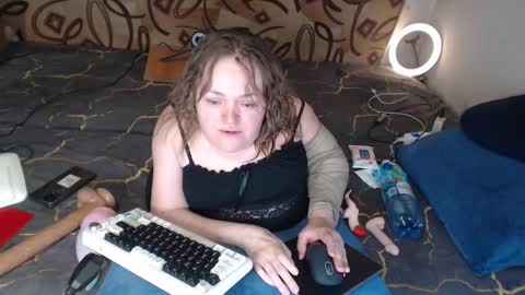 Natalie online show from 22, 2, 2025