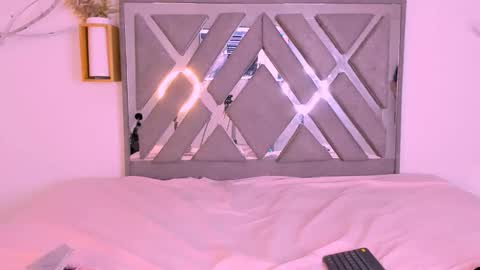 Snapshot of akira_hime chatting on 13, 9, 2025 Akira online show from 13, 9, 2025