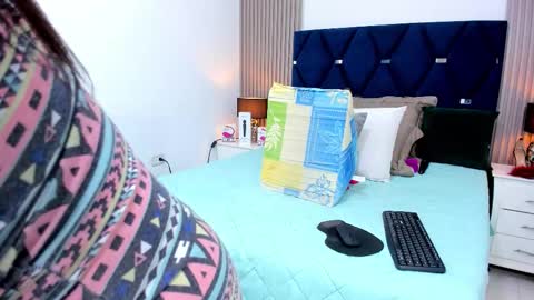 Akira online show from 10, 11, 2025