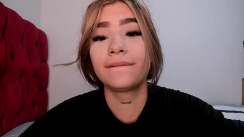 Snapshot of akirahattori__ chatting on 2, 3, 2026 akirahattori__ online show from 2, 3, 2026