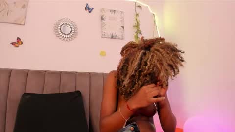 Snapshot of akirastone_ chatting on 15, 11, 2025 akirastone_ online show from 15, 11, 2025