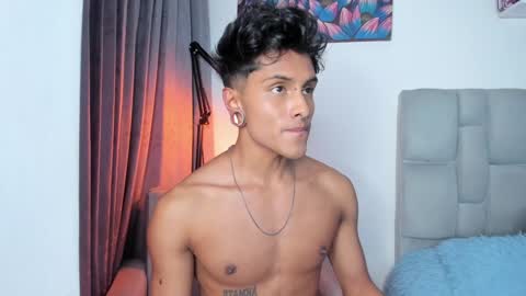 Ander uwu online show from 2, 1, 2025