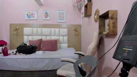 alahia_am online show from 13, 10, 2025