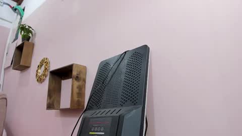 alahia_am online show from 16, 10, 2025