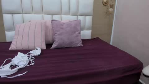 alahia_am online show from 17, 10, 2025
