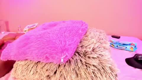 Alahia  online show from 21, 1, 2025