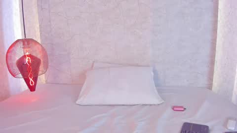 Alahia online show from 3, 10, 2025
