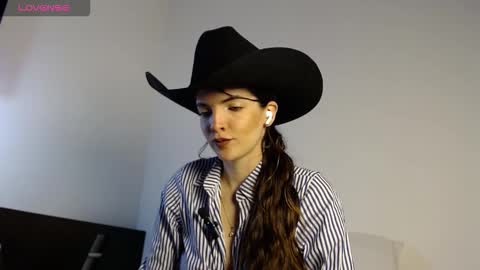           online show from 24, 10, 2025