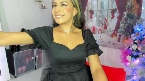 Snapshot of alaia_love77 chatting on 3, 1, 2025 Alaia online show from 3, 1, 2025