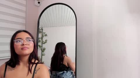 alaia_soto online show from 5, 3, 2025