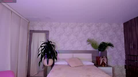 alaiaguerra online show from 7, 4, 2026