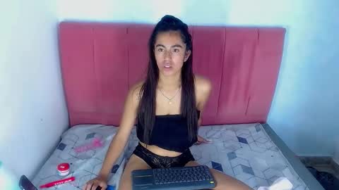 Snapshot of alaikaforerocm101 chatting on 17, 3, 2026 alaikaforerocm101 online show from 17, 3, 2026