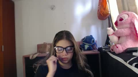alaina_blessed online show from 23, 3, 2026
