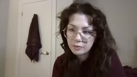 Snapshot of alainaseren chatting on 4, 6, 2026 alainaseren online show from 4, 6, 2026