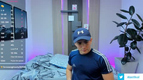 Snapshot of alan_nd_kevin chatting on 10, 9, 2025 Alan Kevin can we reach 100 thumbs up please guys online show from 10, 9, 2025