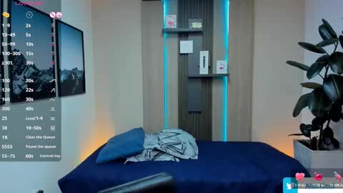 Alan  Kevin can we reach 100 thumbs up please guys  online show from 24, 2, 2026