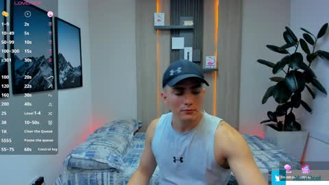 Snapshot of alan_nd_kevin chatting on 10, 4, 2026 Alan Kevin can we reach 100 thumbs up please guys online show from 10, 4, 2026