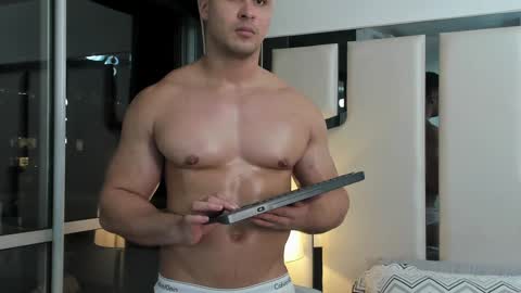 Alan Vidal online show from 7, 2, 2025